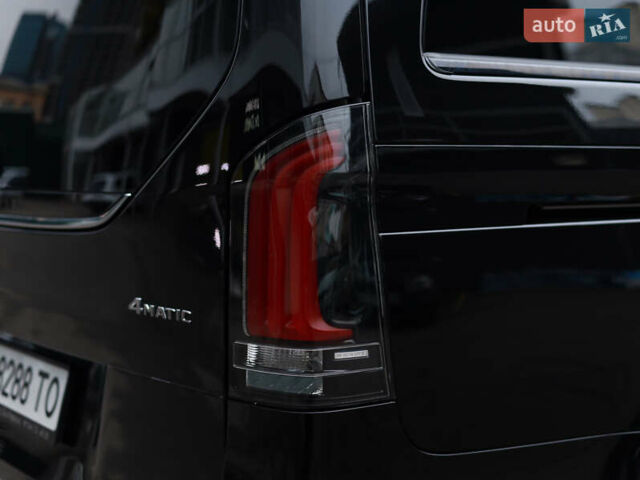 Черный Мерседес В-Класс, объемом двигателя 1.95 л и пробегом 19 тыс. км за 125000 $, фото 12 на Automoto.ua
