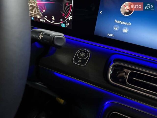 Черный Мерседес В-Класс, объемом двигателя 1.9 л и пробегом 8 тыс. км за 119500 $, фото 79 на Automoto.ua