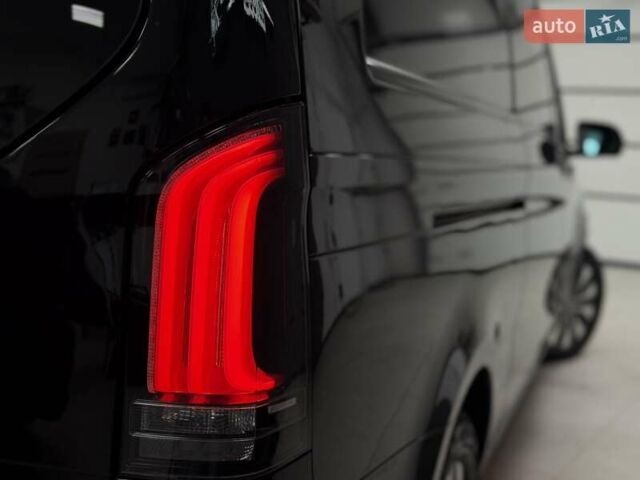 Черный Мерседес В-Класс, объемом двигателя 1.95 л и пробегом 53 тыс. км за 107500 $, фото 19 на Automoto.ua