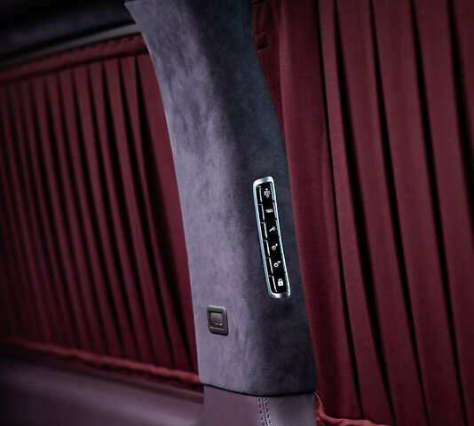 Черный Мерседес В-Класс, объемом двигателя 2.14 л и пробегом 5 тыс. км за 238322 $, фото 15 на Automoto.ua