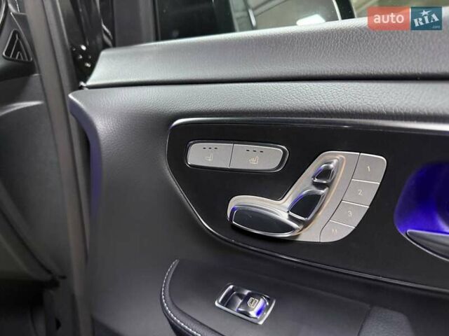 Черный Мерседес В-Класс, объемом двигателя 1.9 л и пробегом 8 тыс. км за 119500 $, фото 102 на Automoto.ua