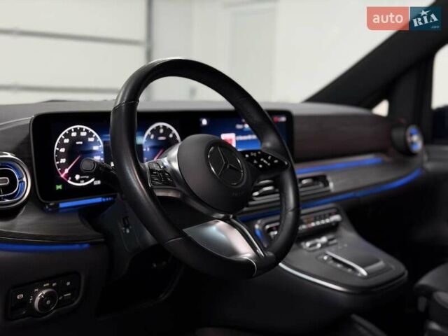 Черный Мерседес В-Класс, объемом двигателя 1.95 л и пробегом 53 тыс. км за 107500 $, фото 27 на Automoto.ua