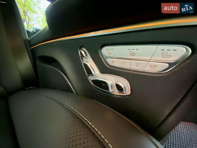 Чорний Мерседес В-Клас, об'ємом двигуна 1.95 л та пробігом 32 тис. км за 131500 $, фото 19 на Automoto.ua
