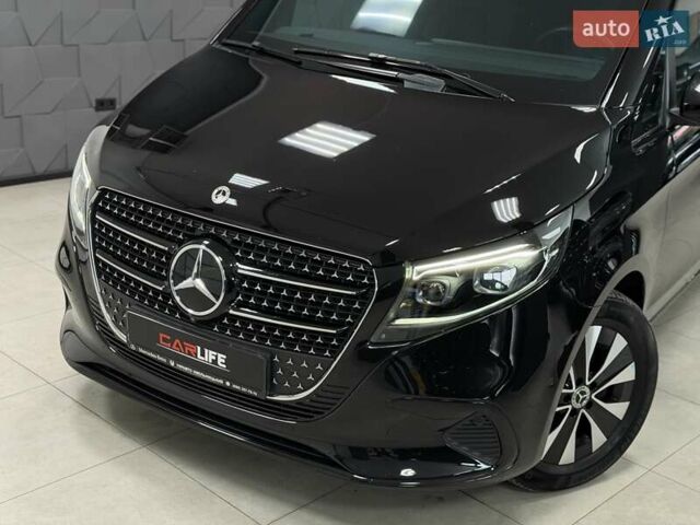 Черный Мерседес В-Класс, объемом двигателя 1.95 л и пробегом 53 тыс. км за 107500 $, фото 4 на Automoto.ua