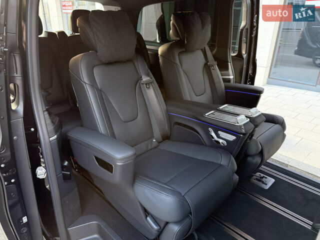 Черный Мерседес В-Класс, объемом двигателя 1.95 л и пробегом 1 тыс. км за 159000 $, фото 53 на Automoto.ua