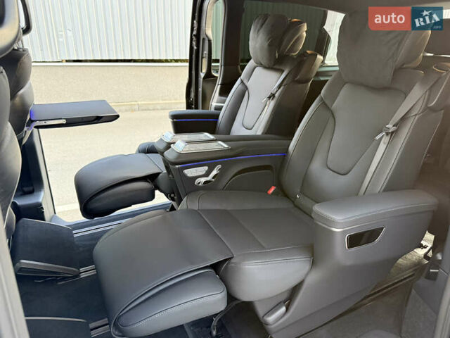 Черный Мерседес В-Класс, объемом двигателя 1.95 л и пробегом 1 тыс. км за 159000 $, фото 49 на Automoto.ua