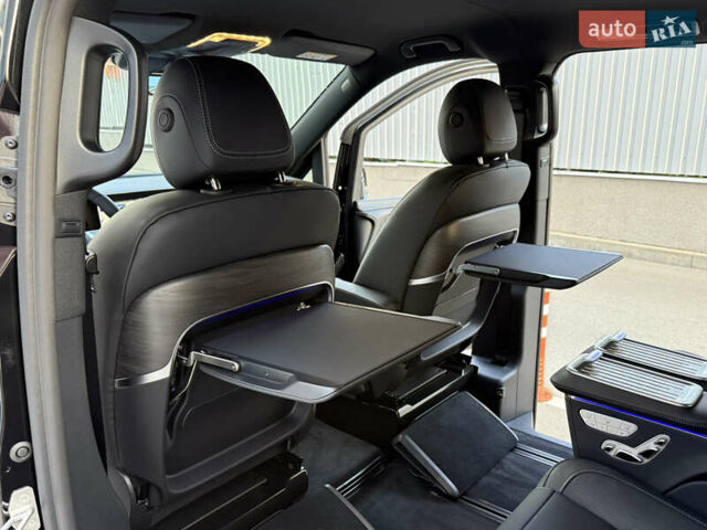 Чорний Мерседес В-Клас, об'ємом двигуна 1.95 л та пробігом 1 тис. км за 159000 $, фото 48 на Automoto.ua