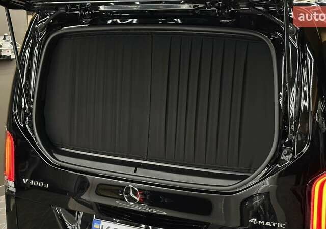 Черный Мерседес В-Класс, объемом двигателя 2.14 л и пробегом 15 тыс. км за 178000 $, фото 9 на Automoto.ua