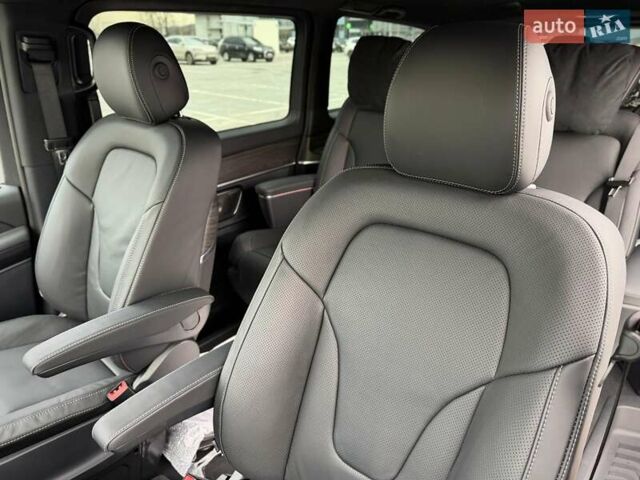 Черный Мерседес В-Класс, объемом двигателя 1.95 л и пробегом 1 тыс. км за 153500 $, фото 42 на Automoto.ua