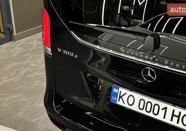 Черный Мерседес В-Класс, объемом двигателя 2.14 л и пробегом 15 тыс. км за 178000 $, фото 13 на Automoto.ua