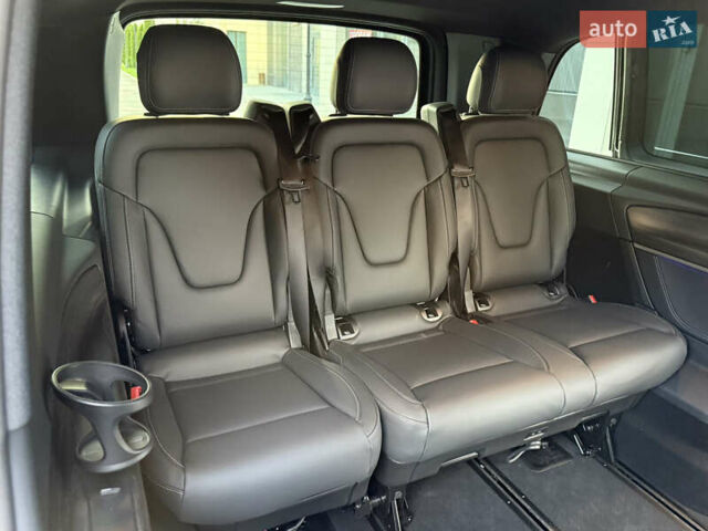 Черный Мерседес В-Класс, объемом двигателя 1.95 л и пробегом 1 тыс. км за 159000 $, фото 54 на Automoto.ua