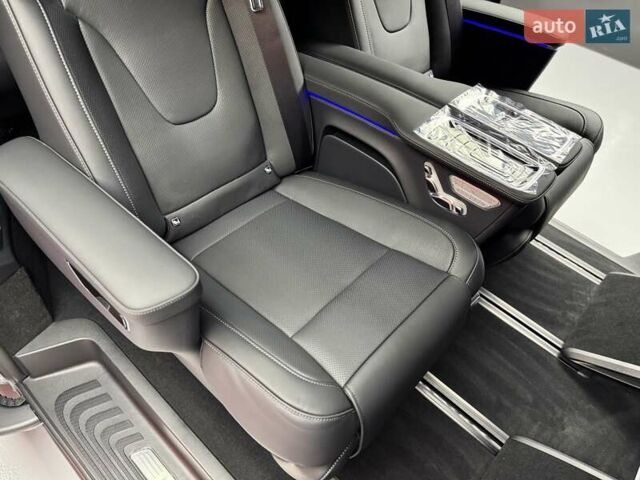 Чорний Мерседес В-Клас, об'ємом двигуна 1.9 л та пробігом 1 тис. км за 159800 $, фото 55 на Automoto.ua