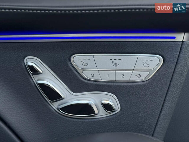 Чорний Мерседес В-Клас, об'ємом двигуна 1.95 л та пробігом 1 тис. км за 159000 $, фото 65 на Automoto.ua
