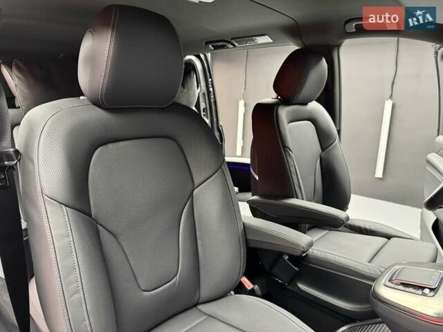 Чорний Мерседес В-Клас, об'ємом двигуна 1.9 л та пробігом 1 тис. км за 159800 $, фото 67 на Automoto.ua