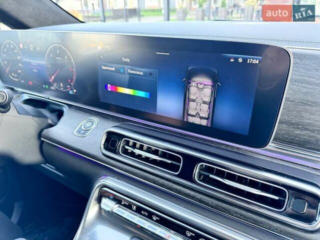 Черный Мерседес В-Класс, объемом двигателя 1.95 л и пробегом 3 тыс. км за 163000 $, фото 39 на Automoto.ua