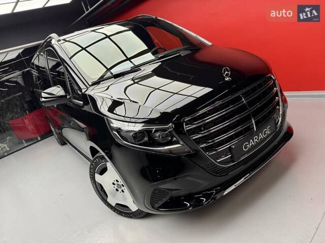 Чорний Мерседес В-Клас, об'ємом двигуна 1.9 л та пробігом 1 тис. км за 159800 $, фото 15 на Automoto.ua