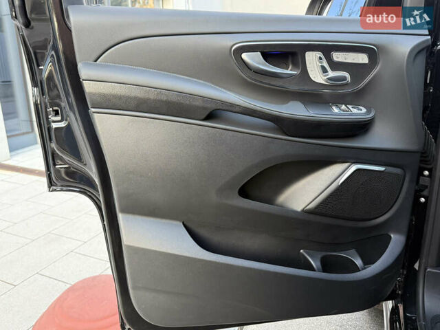 Черный Мерседес В-Класс, объемом двигателя 1.95 л и пробегом 1 тыс. км за 159000 $, фото 58 на Automoto.ua