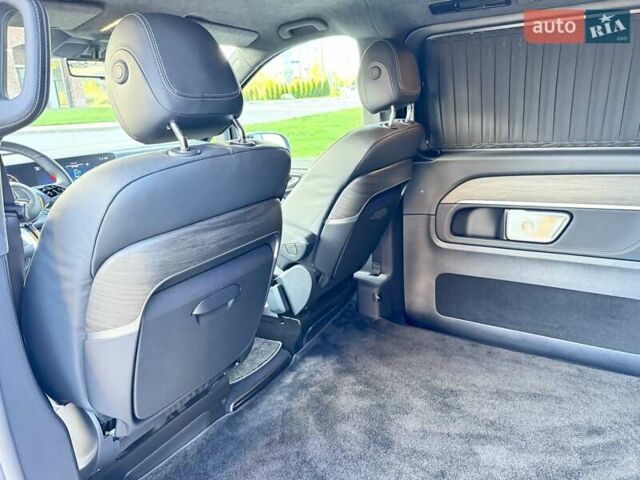 Черный Мерседес В-Класс, объемом двигателя 1.95 л и пробегом 3 тыс. км за 165000 $, фото 26 на Automoto.ua