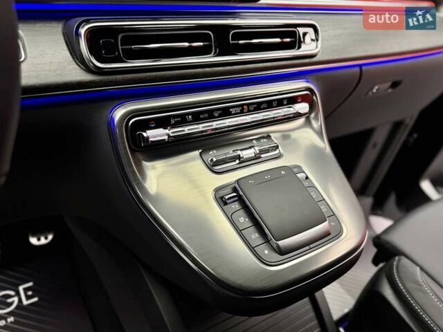 Чорний Мерседес В-Клас, об'ємом двигуна 1.9 л та пробігом 1 тис. км за 159800 $, фото 42 на Automoto.ua