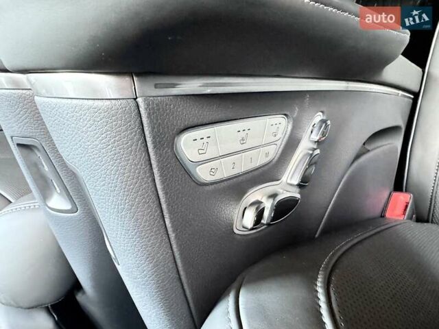 Черный Мерседес В-Класс, объемом двигателя 1.95 л и пробегом 3 тыс. км за 163000 $, фото 29 на Automoto.ua