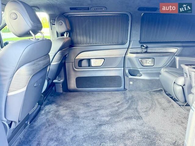 Черный Мерседес В-Класс, объемом двигателя 1.95 л и пробегом 3 тыс. км за 165000 $, фото 27 на Automoto.ua