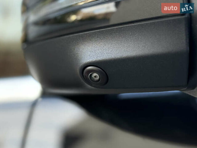Черный Мерседес В-Класс, объемом двигателя 1.95 л и пробегом 1 тыс. км за 159000 $, фото 36 на Automoto.ua