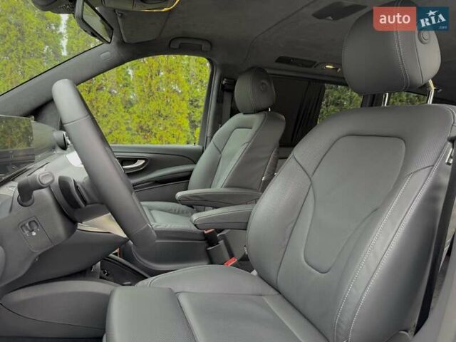 Черный Мерседес В-Класс, объемом двигателя 1.95 л и пробегом 3 тыс. км за 162000 $, фото 18 на Automoto.ua