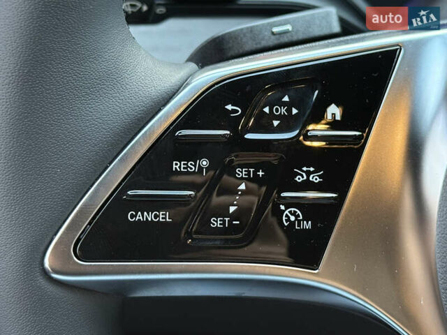 Черный Мерседес В-Класс, объемом двигателя 1.95 л и пробегом 1 тыс. км за 159000 $, фото 74 на Automoto.ua