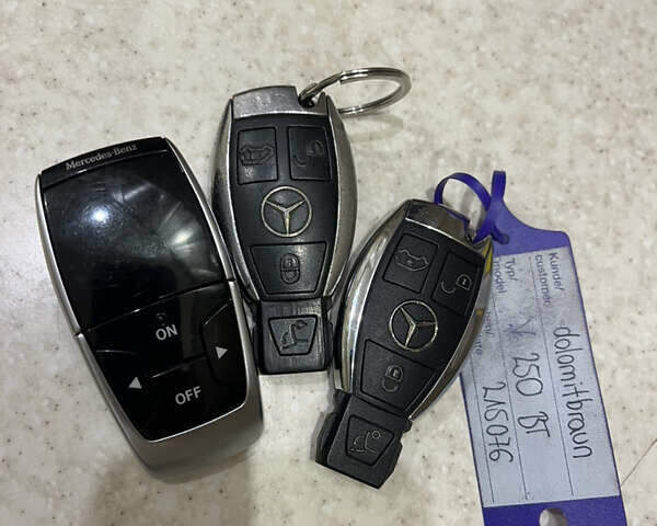 Коричневий Мерседес В-Клас, об'ємом двигуна 2.14 л та пробігом 239 тис. км за 39500 $, фото 12 на Automoto.ua