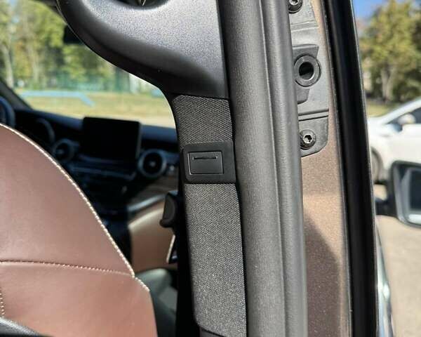 Коричневый Мерседес В-Класс, объемом двигателя 2.14 л и пробегом 67 тыс. км за 51900 $, фото 35 на Automoto.ua