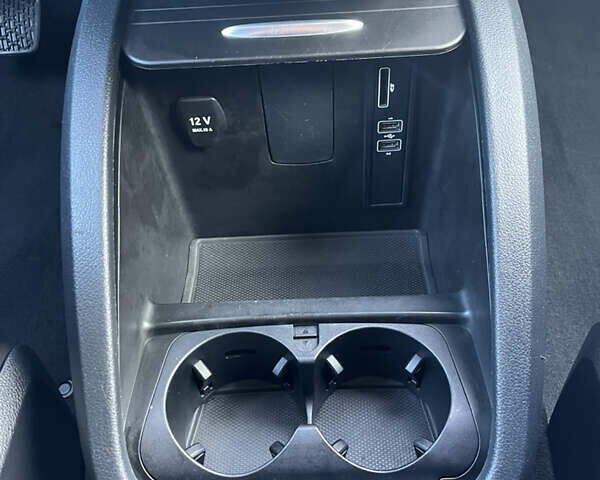 Коричневий Мерседес В-Клас, об'ємом двигуна 2.14 л та пробігом 239 тис. км за 39500 $, фото 24 на Automoto.ua