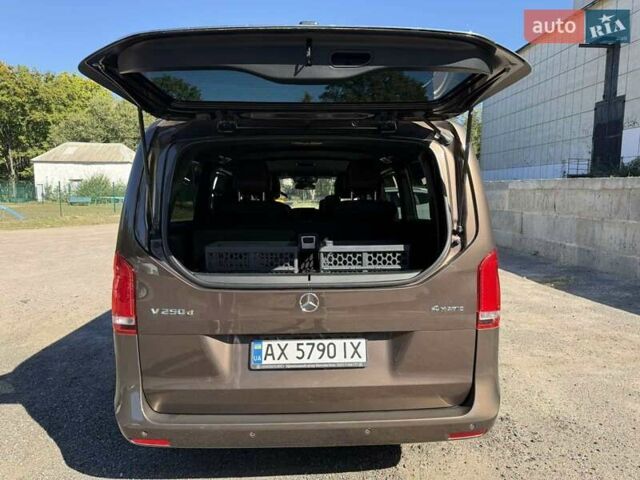 Коричневый Мерседес В-Класс, объемом двигателя 2.14 л и пробегом 67 тыс. км за 51900 $, фото 13 на Automoto.ua