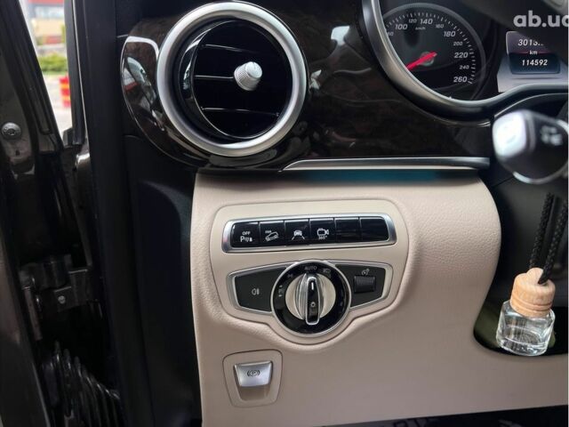 Мерседес В-Клас, об'ємом двигуна 0 л та пробігом 114 тис. км за 55900 $, фото 6 на Automoto.ua