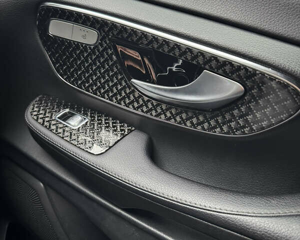 Мерседес В-Клас, об'ємом двигуна 2.14 л та пробігом 238 тис. км за 40000 $, фото 15 на Automoto.ua