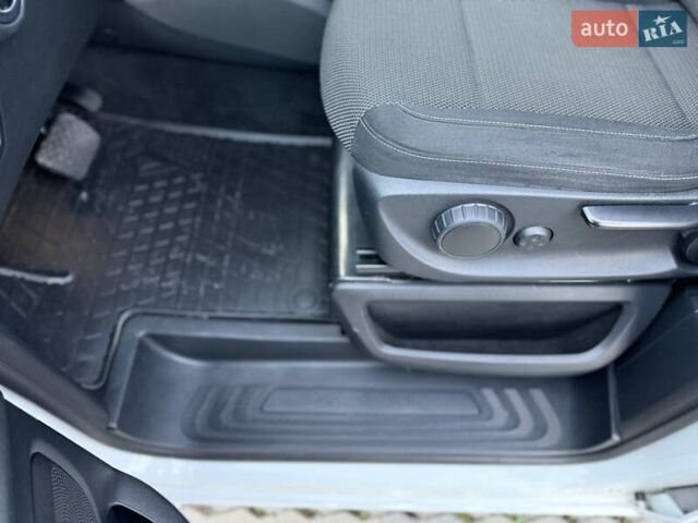 Мерседес В-Класс, объемом двигателя 2 л и пробегом 166 тыс. км за 33900 $, фото 10 на Automoto.ua