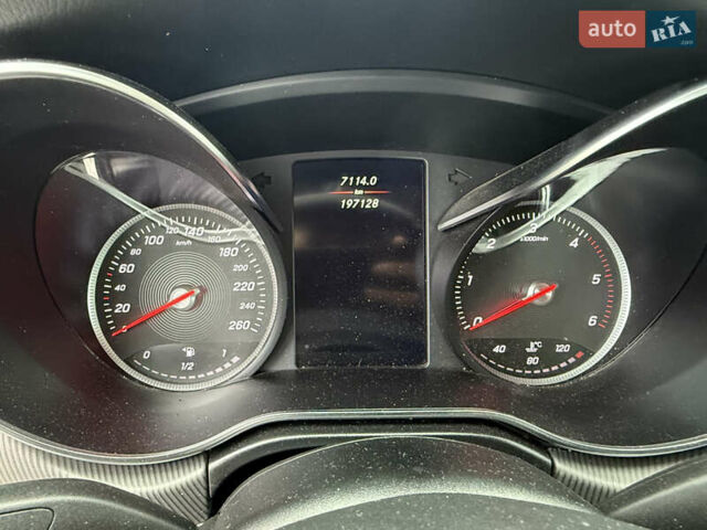 Мерседес В-Клас, об'ємом двигуна 2.14 л та пробігом 197 тис. км за 27777 $, фото 25 на Automoto.ua