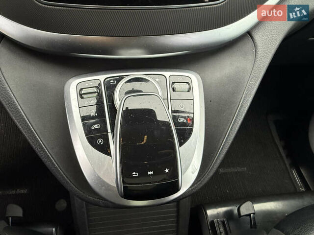 Мерседес В-Клас, об'ємом двигуна 2.14 л та пробігом 197 тис. км за 27777 $, фото 28 на Automoto.ua