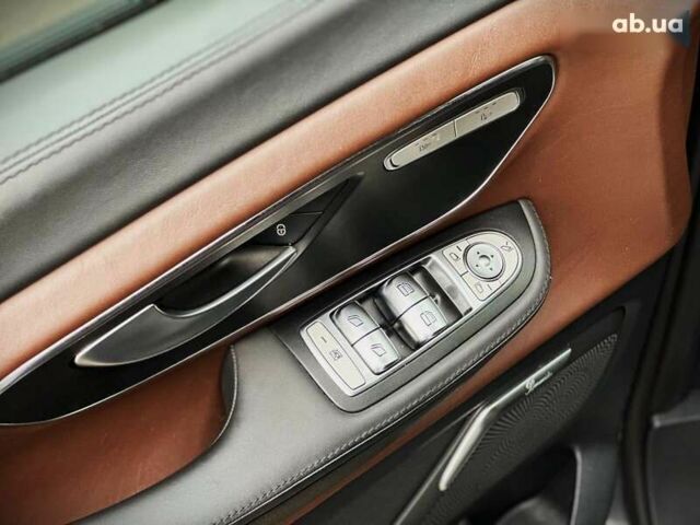 Мерседес В-Класс, объемом двигателя 2.1 л и пробегом 69 тыс. км за 79500 $, фото 24 на Automoto.ua