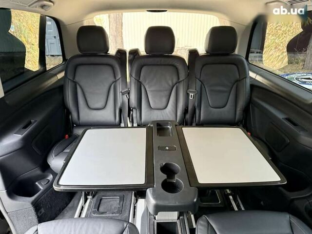 Мерседес В-Класс, объемом двигателя 2.1 л и пробегом 275 тыс. км за 45500 $, фото 26 на Automoto.ua