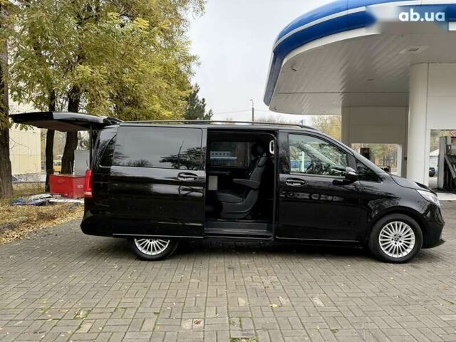 Мерседес В-Класс, объемом двигателя 2.1 л и пробегом 275 тыс. км за 45500 $, фото 17 на Automoto.ua