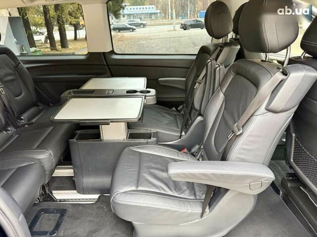 Мерседес В-Класс, объемом двигателя 2.1 л и пробегом 275 тыс. км за 45500 $, фото 20 на Automoto.ua