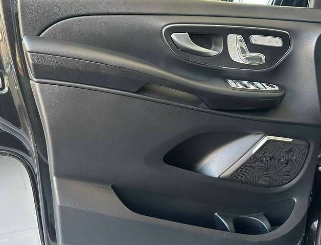 Мерседес В-Клас, об'ємом двигуна 2.1 л та пробігом 51 тис. км за 119500 $, фото 5 на Automoto.ua