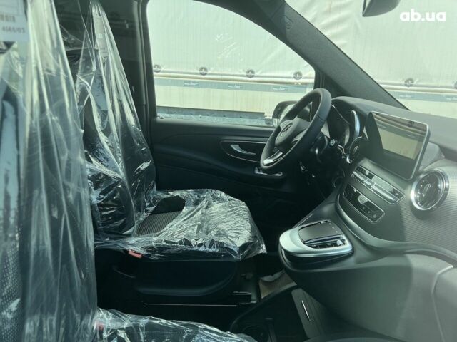 Мерседес В-Клас, об'ємом двигуна 2 л та пробігом 2 тис. км за 80695 $, фото 15 на Automoto.ua