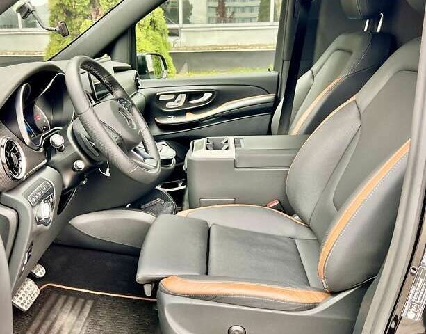 Мерседес В-Класс, объемом двигателя 2.1 л и пробегом 28 тыс. км за 134999 $, фото 19 на Automoto.ua