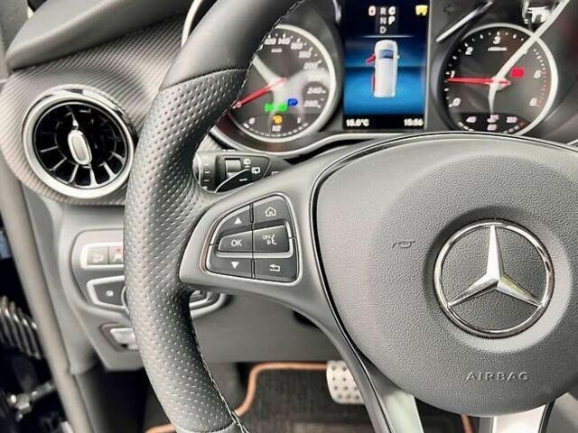 Мерседес В-Класс, объемом двигателя 2.1 л и пробегом 28 тыс. км за 134999 $, фото 23 на Automoto.ua