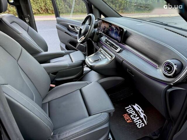 Мерседес В-Класс, объемом двигателя 2 л и пробегом 38 тыс. км за 135500 $, фото 28 на Automoto.ua