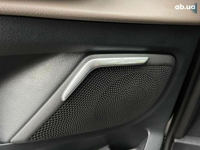 Мерседес В-Класс, объемом двигателя 2.1 л и пробегом 13 тыс. км за 135500 $, фото 18 на Automoto.ua