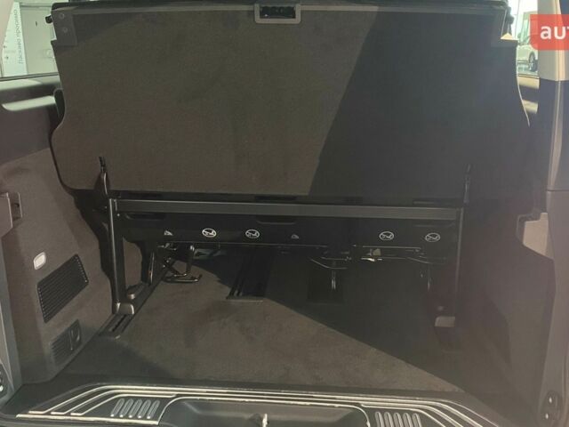 Мерседес В-Класс, объемом двигателя 2.14 л и пробегом 0 тыс. км за 104755 $, фото 30 на Automoto.ua