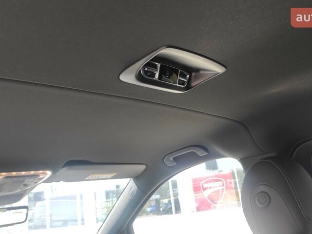 Мерседес В-Клас, об'ємом двигуна 2.14 л та пробігом 0 тис. км за 147834 $, фото 8 на Automoto.ua