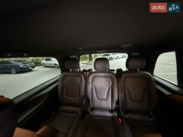 Мерседес В-Класс, объемом двигателя 2.1 л и пробегом 3 тыс. км за 168000 $, фото 21 на Automoto.ua
